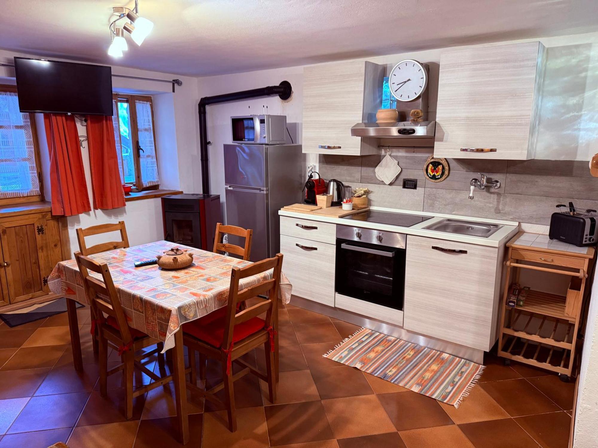 Casa Vacanze Nora Chamois Eksteriør bilde